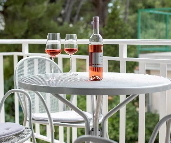 Mar18 - With Private Garage Apartmán Makarská