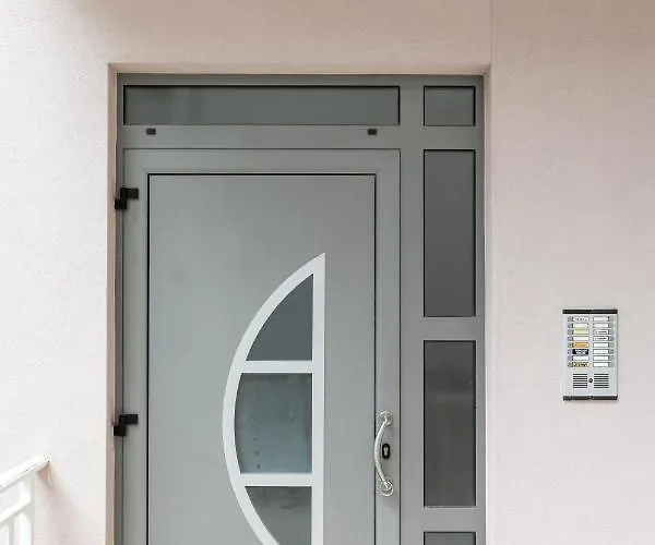 Mar18 - With Private Garage * Makarská