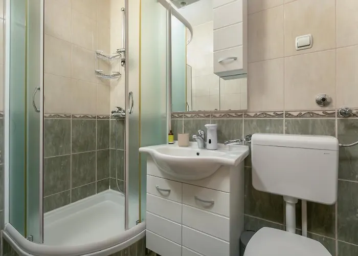 Apartmán Mar18 - With Private Garage Makarská