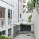 Mar18 - With Private Garage