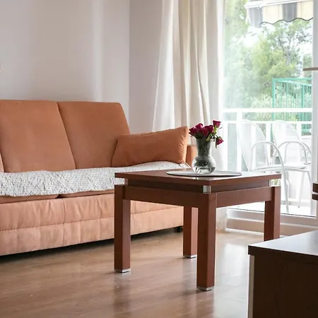 Mar18 - With Private Garage Makarska