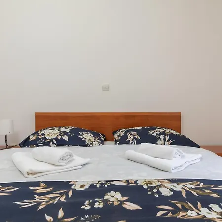 Mar18 Apartment