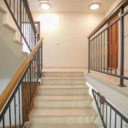 Mar18 Apartment *