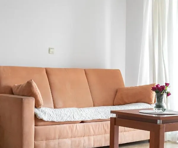 Mar18 - With Private Garage Apartment